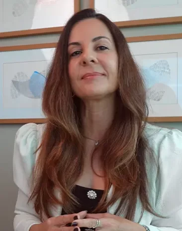 Dra. Iara Lemos - Clínica SanLazzaro