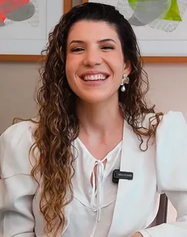 Dra. Jana Regis - Clínica SanLazzaro