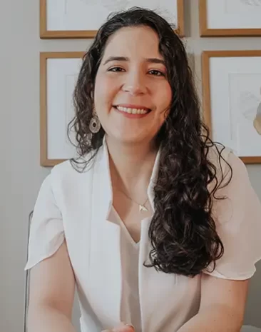 Dra. Nathália Lisbôa - Clínica SanLazzaro